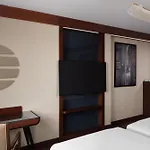 מלון Sheraton Center 5*
