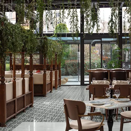 Sheraton Center Ξενοδοχείο 5*