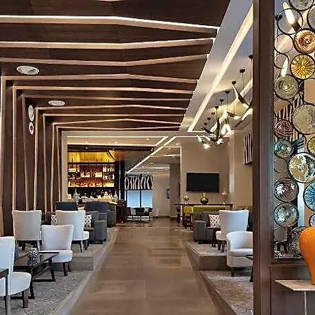 מלון Sheraton Center 5*
