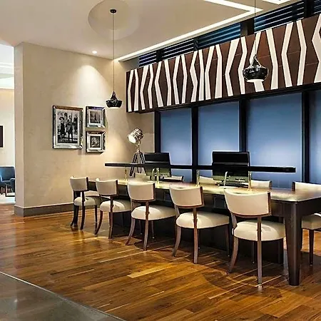 Sheraton Center 5*