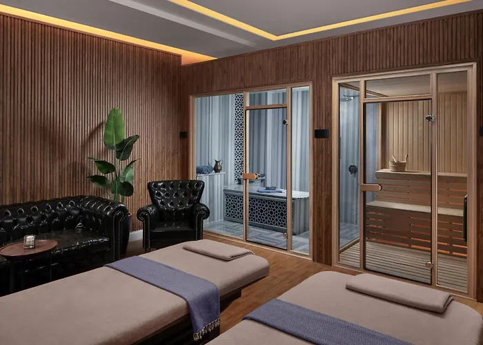 Sheraton Center מלון 5*