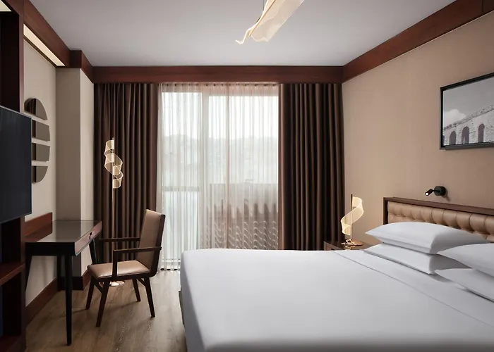 מלון Sheraton Center