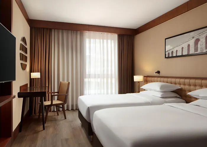 Sheraton Center מלון 5*