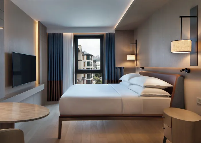 מלון Sheraton Center