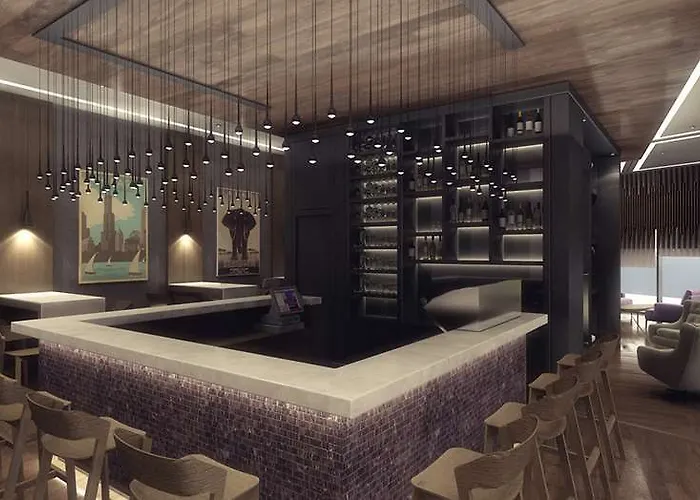 מלון Sheraton Center