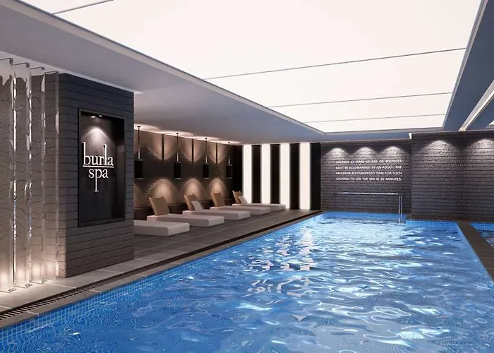 Sheraton Center מלון 5*