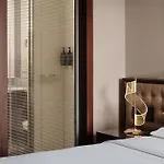 Sheraton Center Hotel 5*