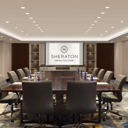 Sheraton Center 5*