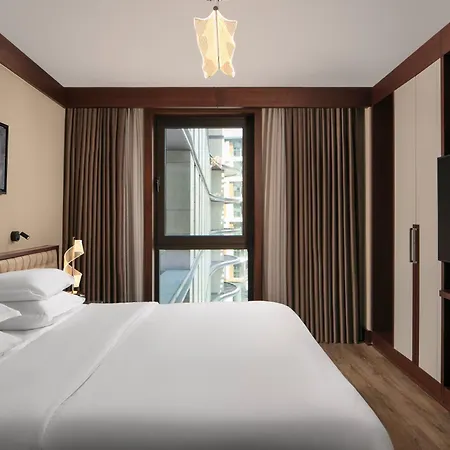 Sheraton Center Hotell 5*