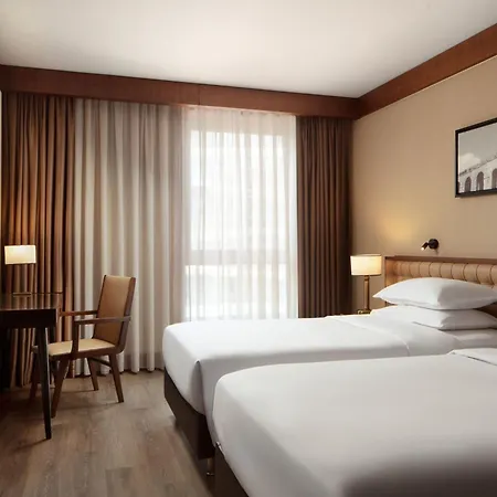 Sheraton Center Hotell 5*